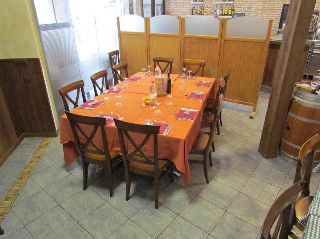 Hostal La Campana Tolède Extérieur photo